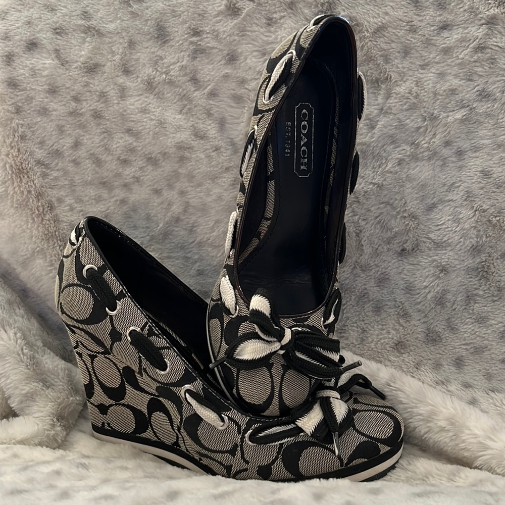 Coach Wedges